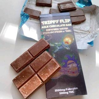 Trippy flip milk chocolate bar